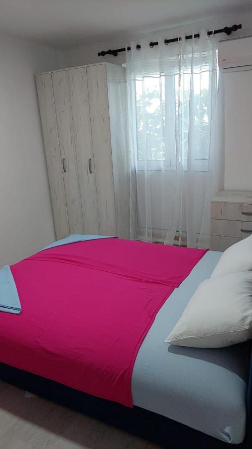 Apartmani Gordana بار المظهر الخارجي الصورة