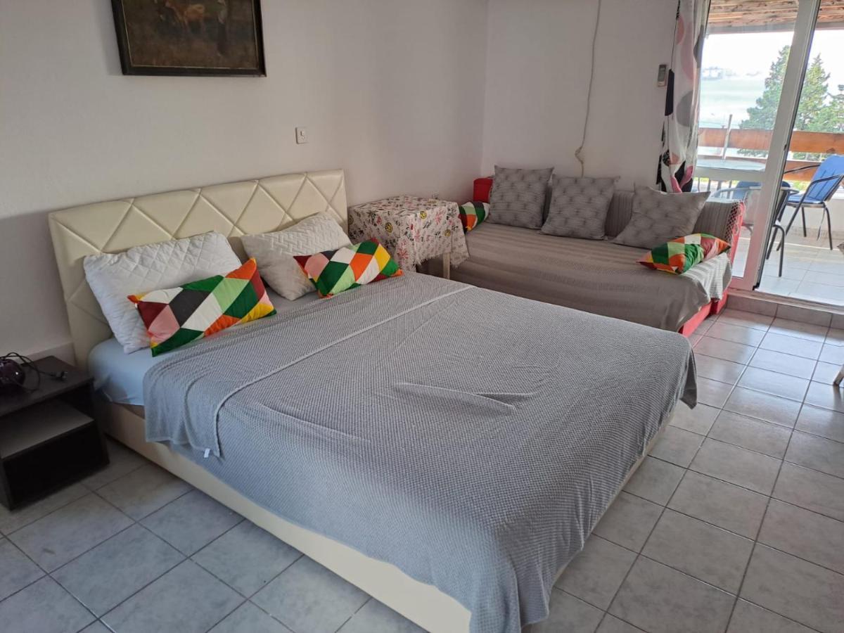 Apartmani Gordana بار المظهر الخارجي الصورة