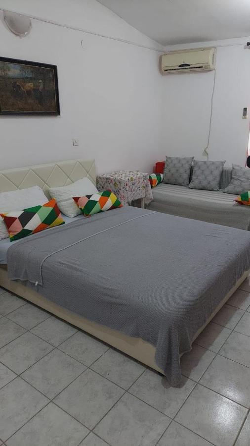 Apartmani Gordana بار المظهر الخارجي الصورة